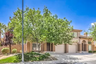 Photo #1: 2678049 Listing 