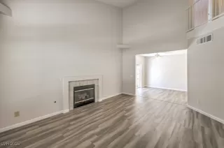 Photo #6: 2678049 Listing 