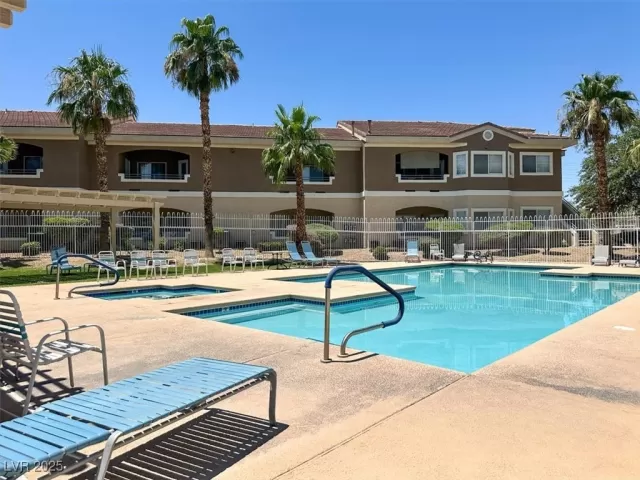 MLS: 2678065 Condo For Sale