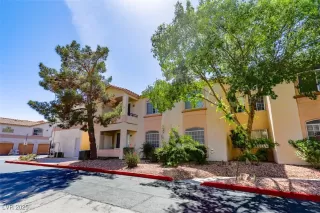 Photo #2: 2678083 Listing 