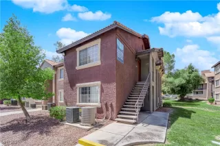 Photo #1: 2678093 Listing