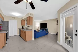 Photo #6: 2678093 Listing