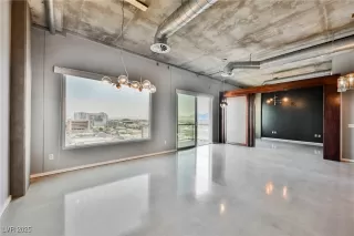 Photo #3: 2678096 Listing 