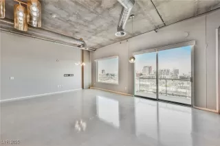 Photo #5: 2678096 Listing 