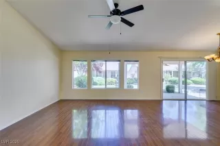 Photo #1: 2678104 Listing