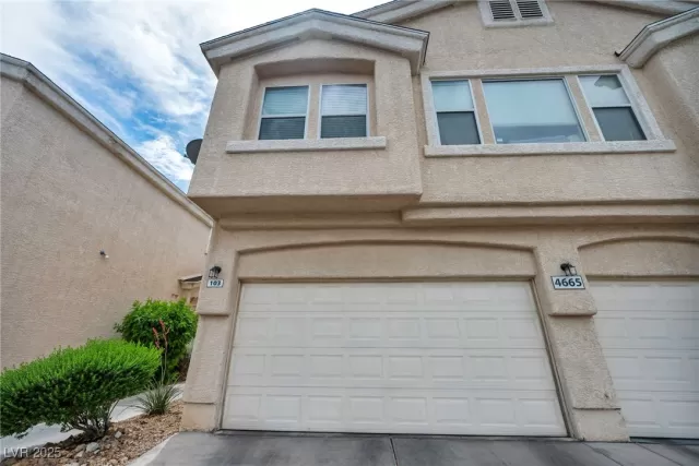 MLS: 2678122 Condo For Sale