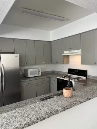 Photo #4: 2678129 Listing 