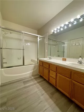 Photo #6: 2678143 Listing 