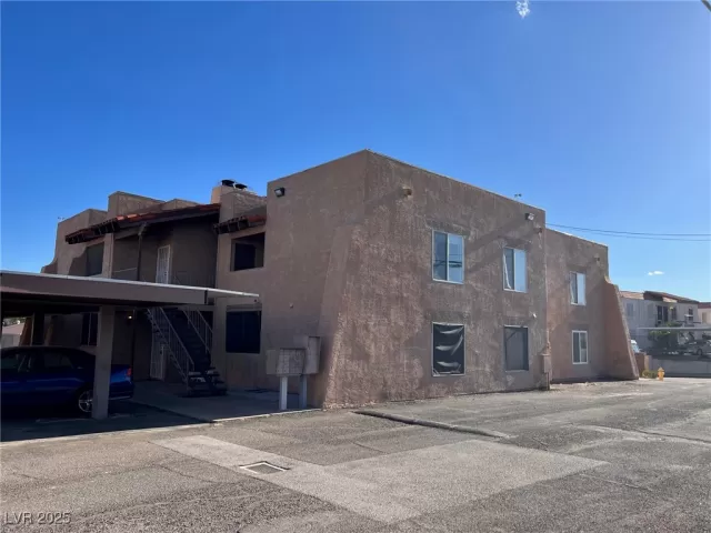 MLS: 2678192 Condo For Sale