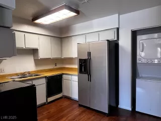 Photo #2: 2678192 Listing 