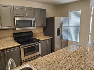 Photo #4: 2678198 Listing 