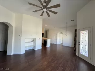 Photo #3: 2678215 Listing 