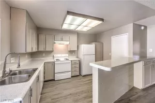 Photo #5: 2678233 Listing 