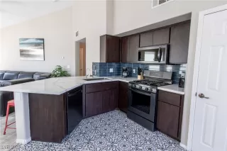 Photo #5: 2678257 Listing 