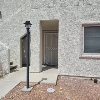 Photo #1: 2678273 Listing 