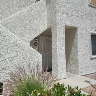 Photo #2: 2678273 Listing 