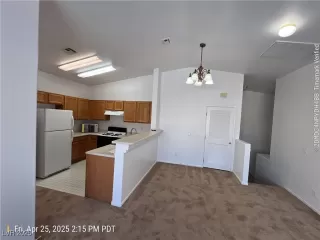 Photo #3: 2678280 Listing 