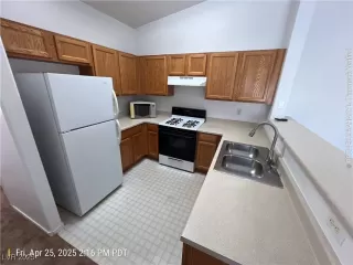 Photo #5: 2678280 Listing 