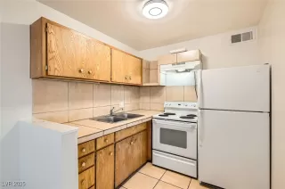 Photo #5: 2678288 Listing 