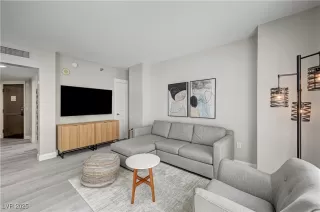 Photo #4: 2678316 Listing 