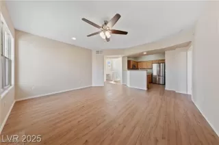 Photo #3: 2678341 Listing 