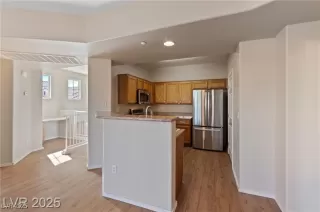 Photo #5: 2678341 Listing 