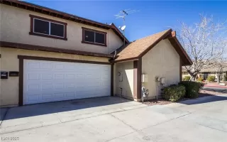 Photo #1: 2678362 Listing 