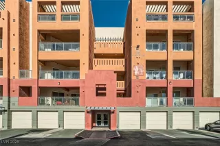 Photo #1: 2678384 Listing 