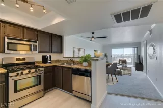 Photo #5: 2678403 Listing 