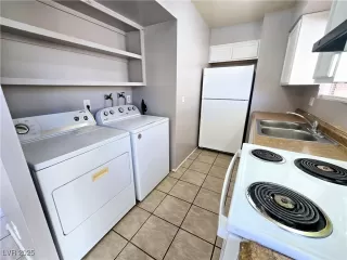 Photo #6: 2678412 Listing 