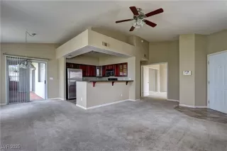 Photo #2: 2678434 Listing 