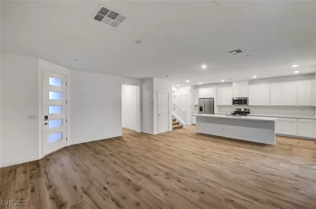MLS: 2678436 Condo For Sale
