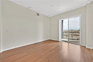 Photo #5: 2678439 Listing