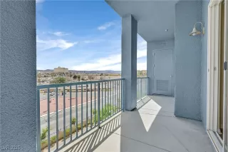 Photo #6: 2678439 Listing