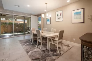 Photo #4: 2678441 Listing