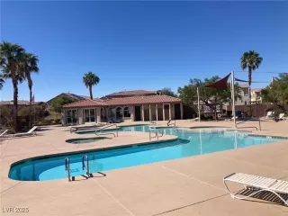 Photo #2: 2678474 Listing 