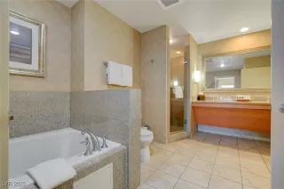 Photo #3: 2678475 Listing