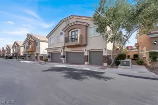 Photo #1: 2678519 Listing