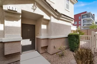 Photo #2: 2678519 Listing