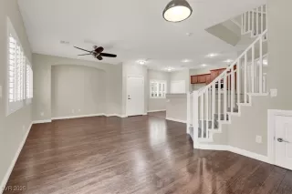 Photo #6: 2678519 Listing