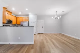 Photo #6: 2678532 Listing