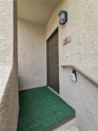Photo #3: 2678557 Listing 