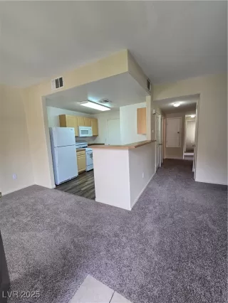 Photo #5: 2678557 Listing 