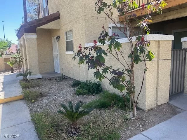 MLS: 2678558 Condo For Sale