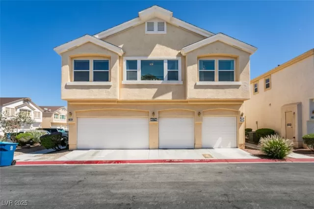 MLS: 2678559 Condo For Sale