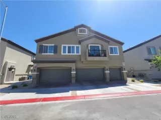 Photo #3: 2678570 Listing 