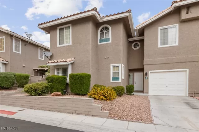 MLS: 2678629 Condo For Sale