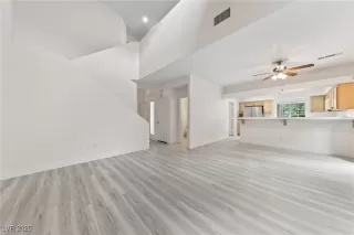 Photo #3: 2678629 Listing 