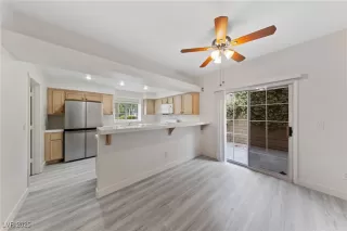 Photo #4: 2678629 Listing 