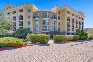 Photo #1: 2678670 Listing